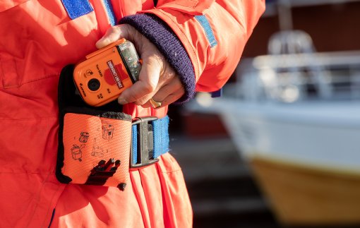 https://www.jotron.com/news-insights/jotron-launches-a-fishing-buoy-tracker/_/image/6d7bab94-2ab7-4c12-966c-d7914d82efb0:0c9d3d64f209b9d54ff5f2f8673dddb5dcb1c870/block-510-323/PLB%20ensures%20safety%20during%20outdoor%20activities.jpg